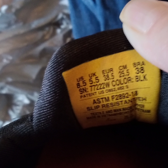 Skechers Women's Black Slip-Resistant Sneakers - Picture 7 of 7